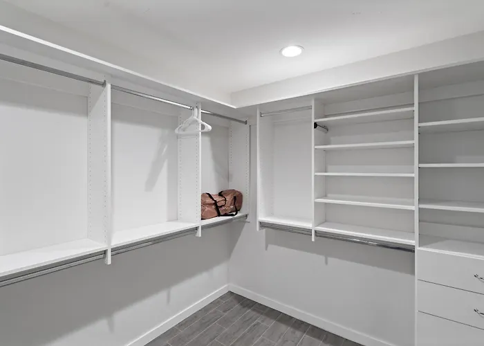 Modern 3br With Private Yard * Phoenix